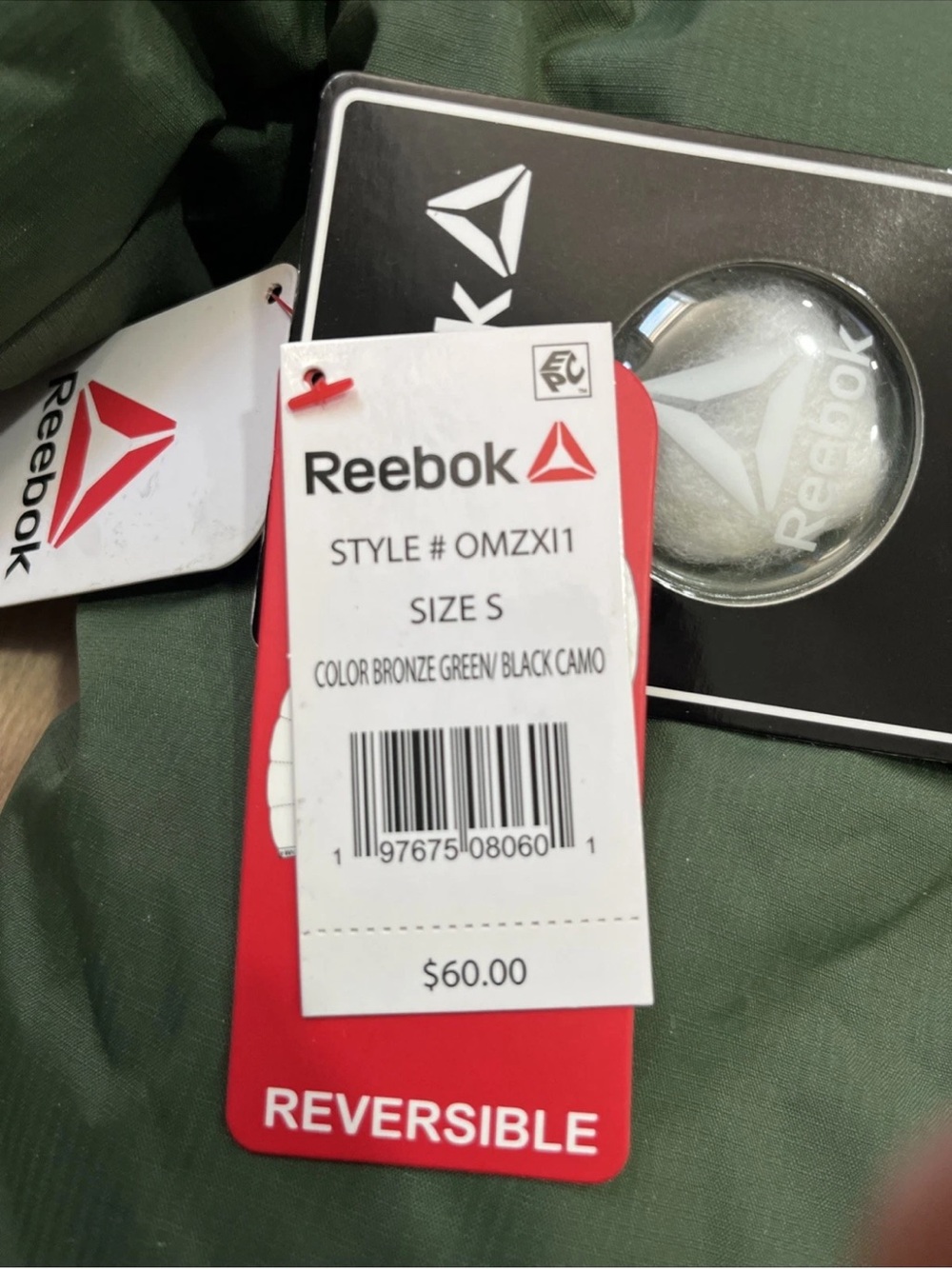 Reebok Olive Green Jacket Reversible with Black Zipper Detailing - Picture 8 of 16